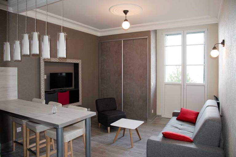 Studio of 26 m2 in a residence image2