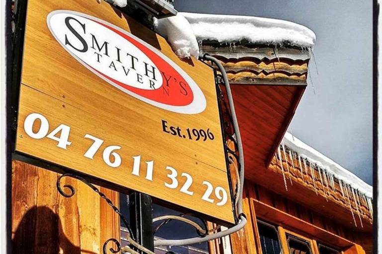 Smithy's Tavern image1