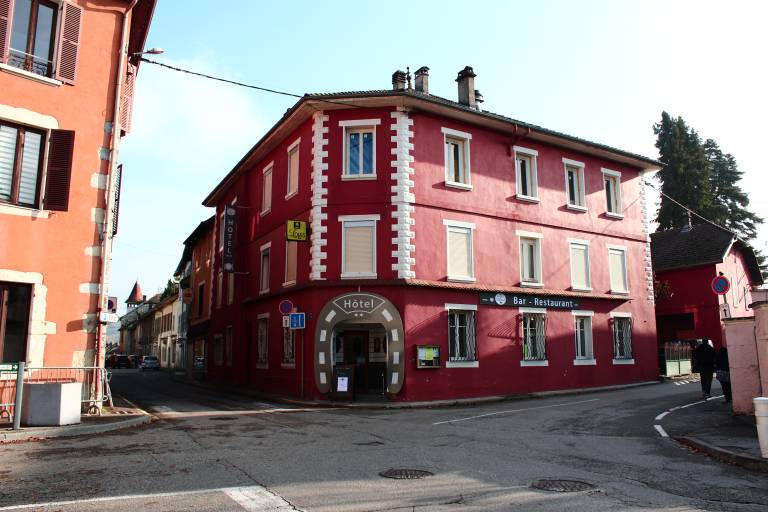 Le Fer à Cheval image1