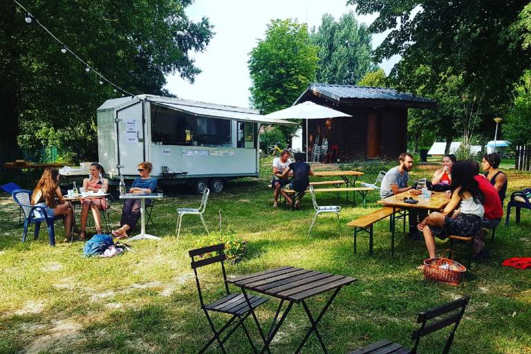 Food truck 100 % Bio & Local - La Guinguette du Castor image1