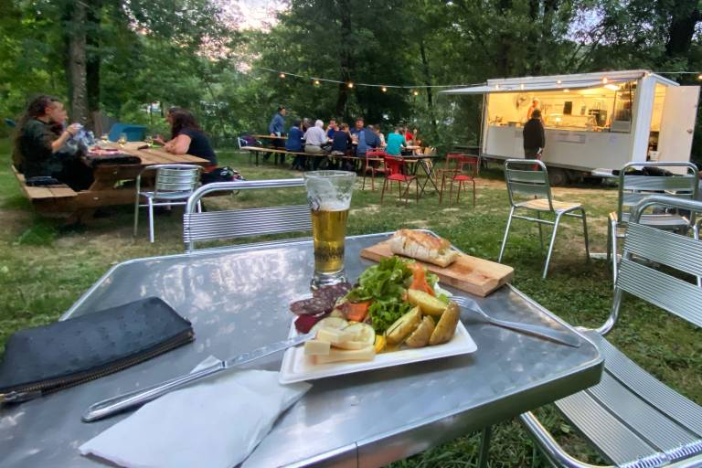 Food truck 100 % Bio & Local - La Guinguette du Castor image2