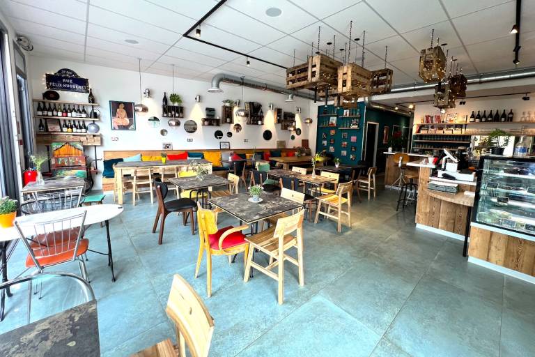 L'Accordéon, Bistro, Canteen image2
