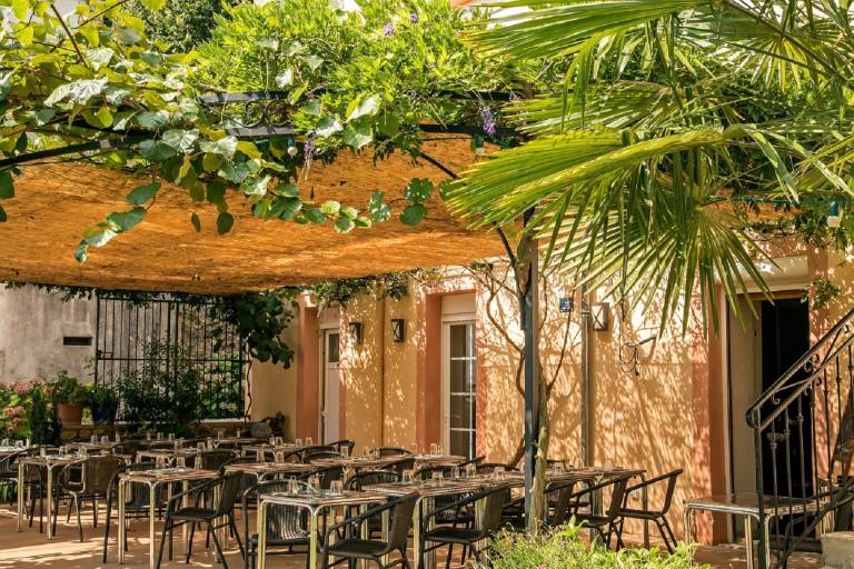 Les Touristes Restaurant image1