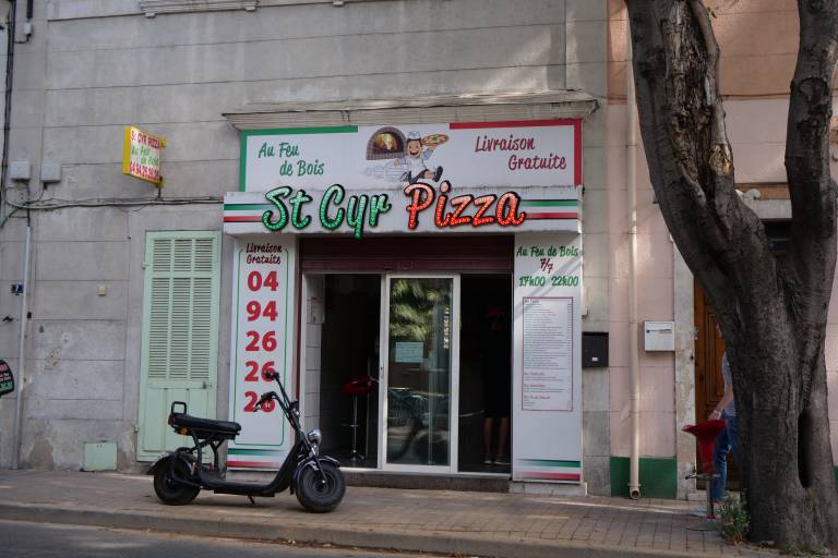 Saint Cyr pizza image1