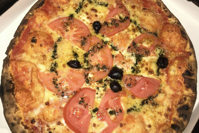 Saint Cyr pizza image2