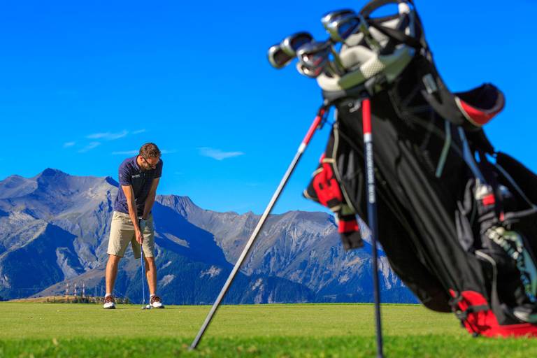 Alpe d'Huez Golf School image1