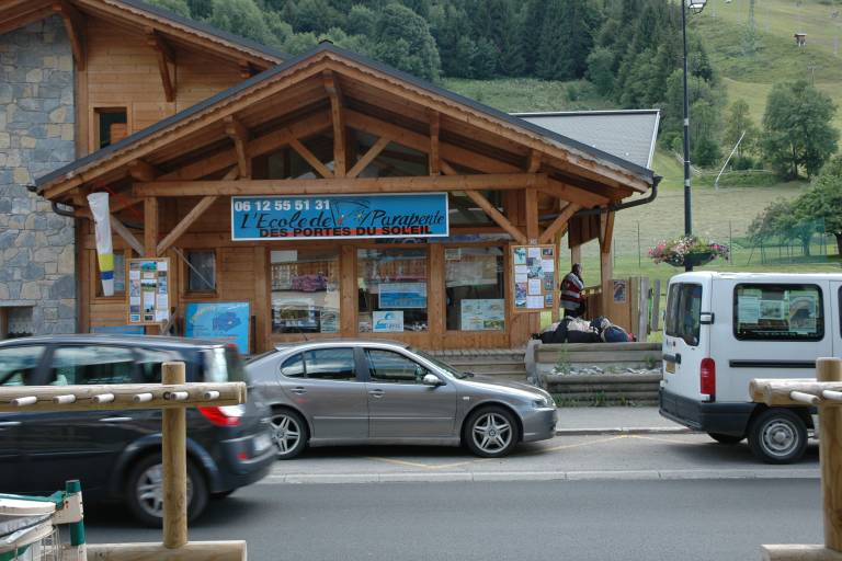 ABC de l'Ecole professionnel de Parapente et de Speedriding des Portes du Soleil image1