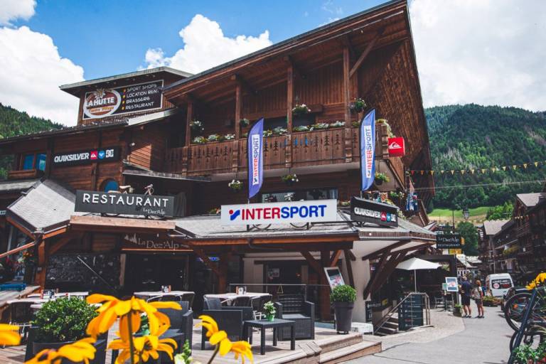 Intersport Morzine - Rue du Bourg image2