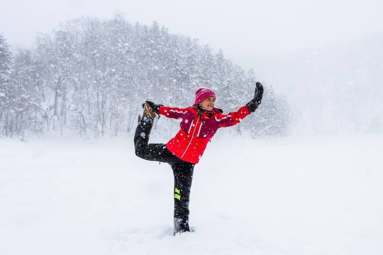 Mountain Expl’Aura - Hiking and Yoga image1