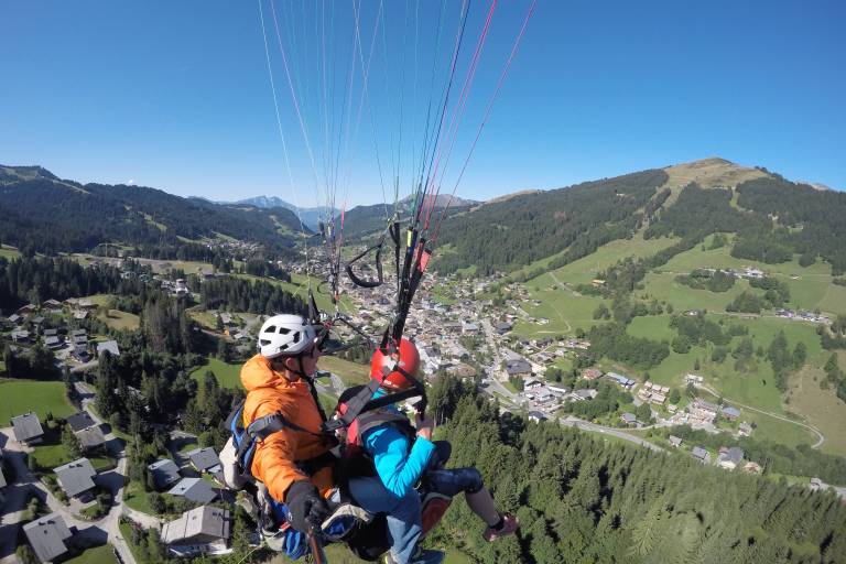 Les Gets Parapente image1