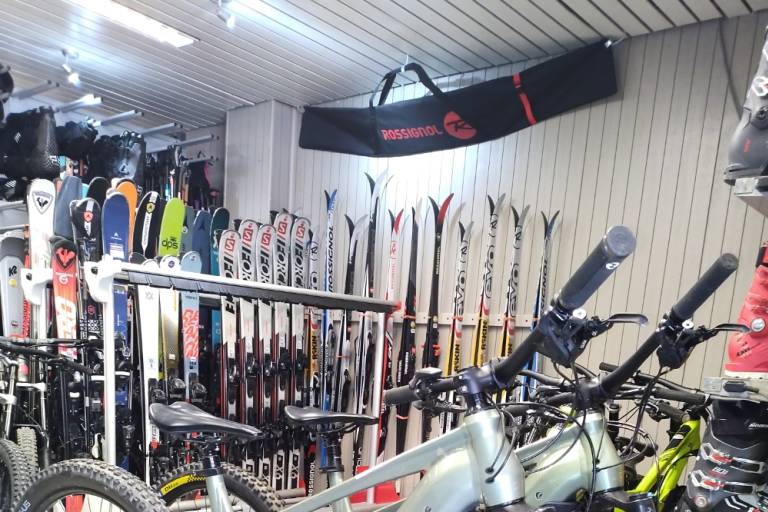 Intersport (Rond Point des Pistes) image1
