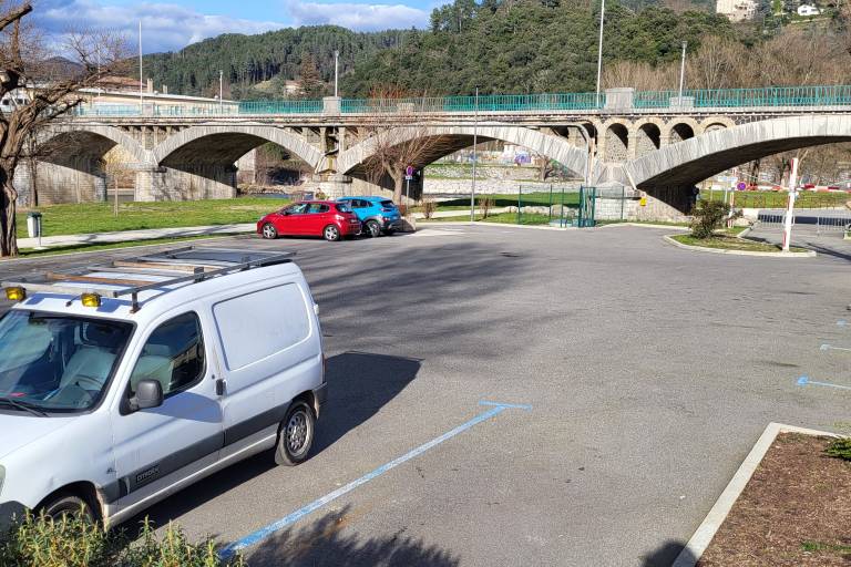 Parking du pont image2