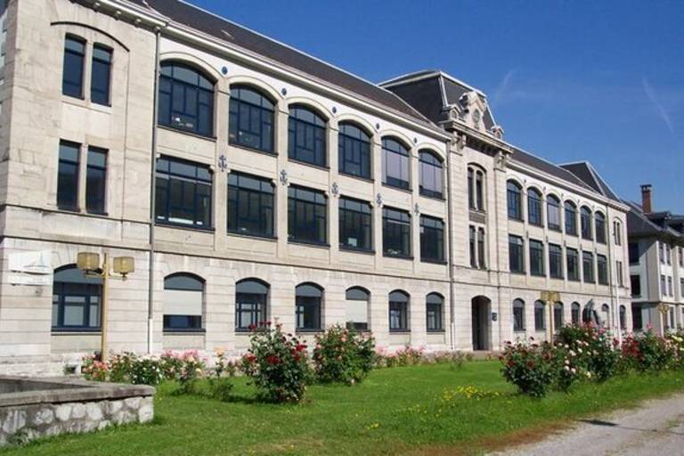 Lycée Charles Poncet image1