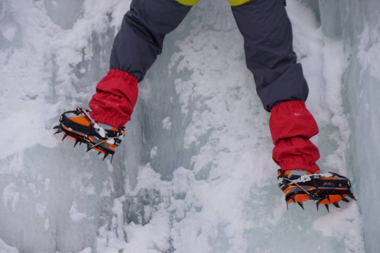 Location de crampons  - Pellissier Sports / Ekosport Rent image1