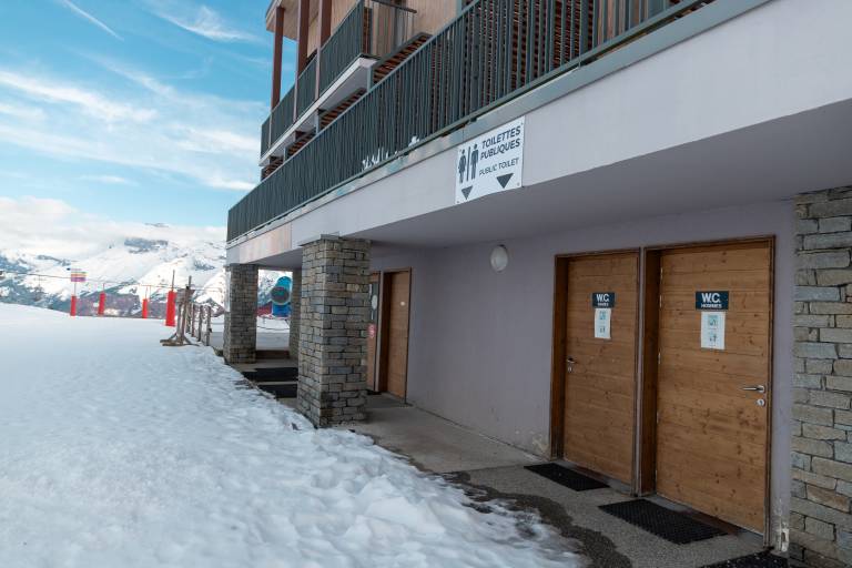 Toilettes publiques Samoëns 1600 image1