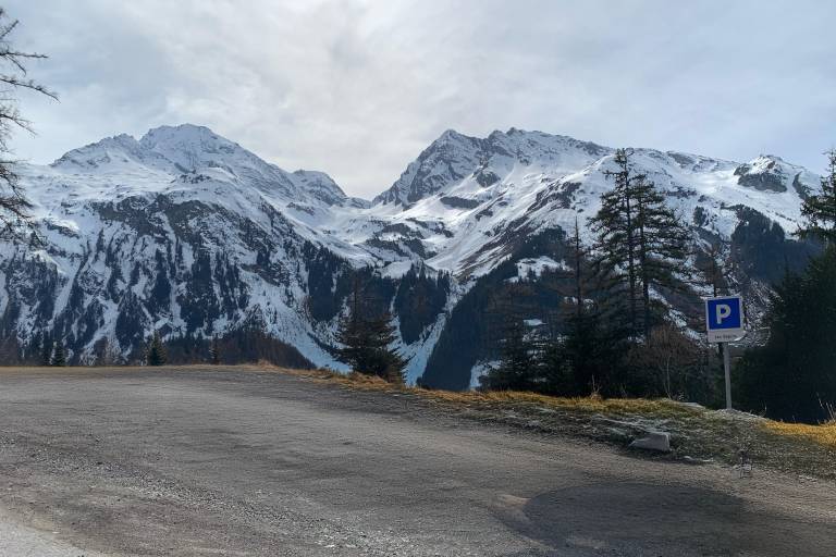 Parking extérieur Les Sapins image1