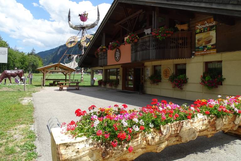 Abondance Cheese House image1