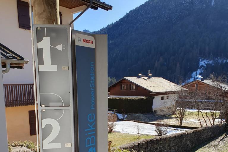 Borne VAE & VTT électrique - Centre village de La Chapelle d'Abondance image1