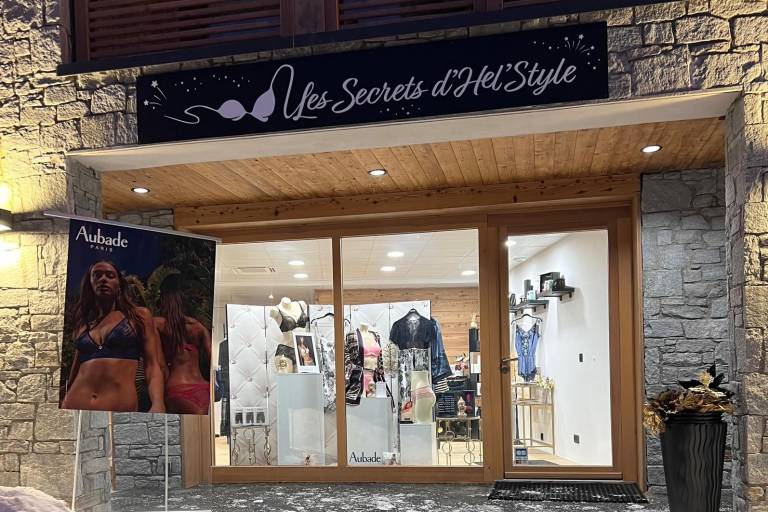 Les Secrets D'Hel'Style / lingerie boutique image1
