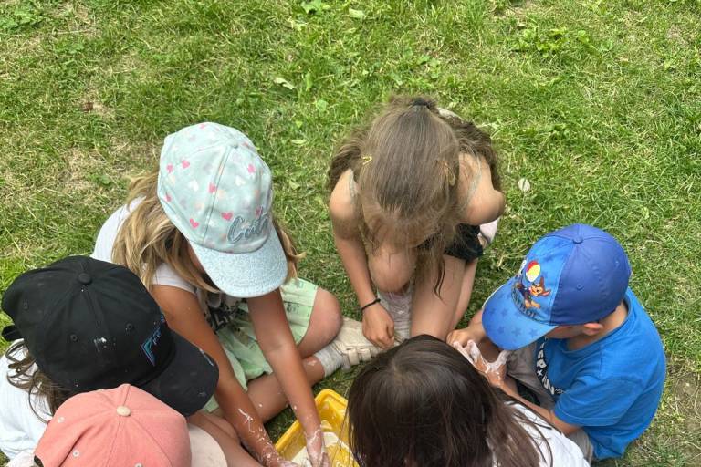 Accueil de Loisirs   - Bonhomme de Neige image2