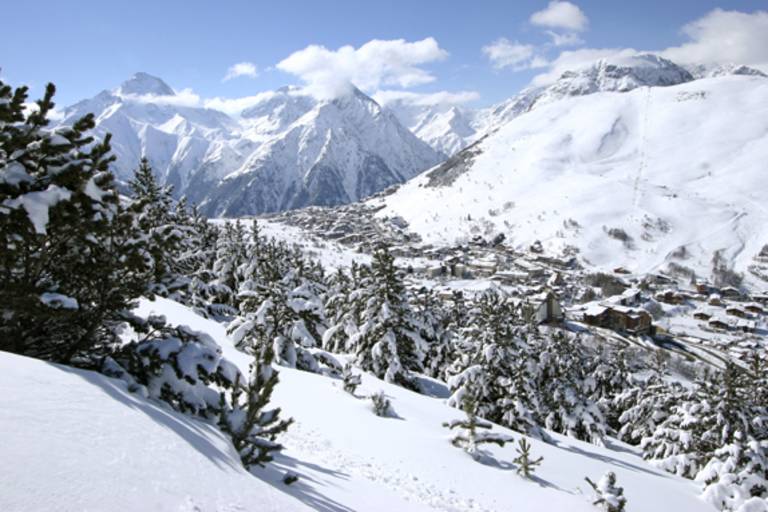 "Mont de Lans" ski pass sales point image1