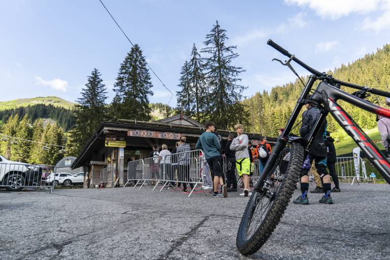 Pierre Longue ticket offices image2