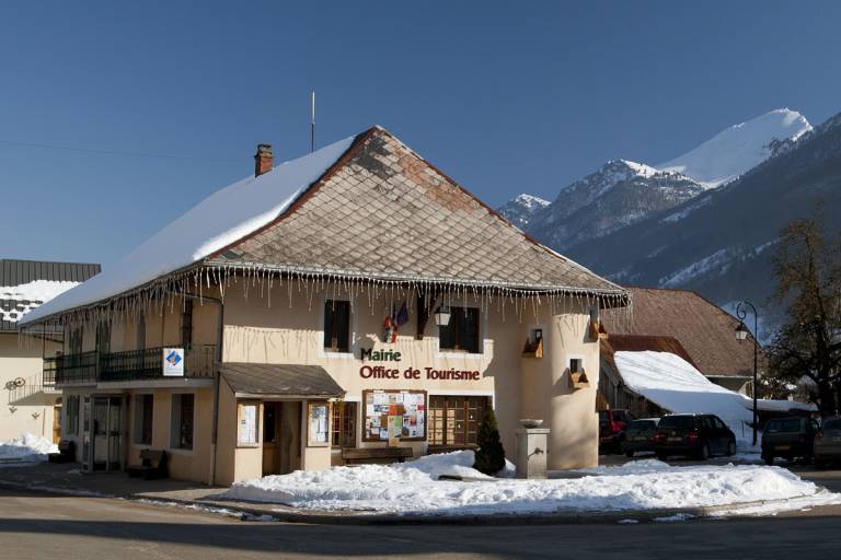 Les Aillons-Margériaz Tourist Information Center image2