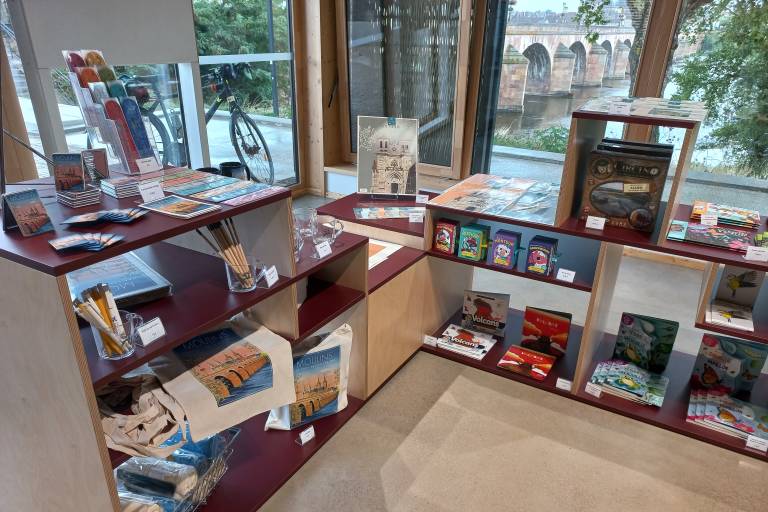 Boutique de la Maison de la Rivière Allier image2
