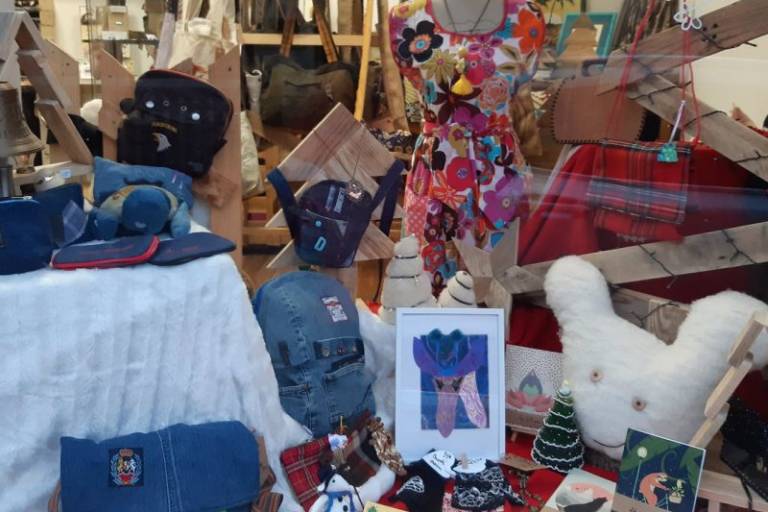Boutique Arts Créateurs & Co Solidaires - Moulins image2