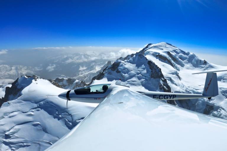 Soaring adventures : vols en planeur image1