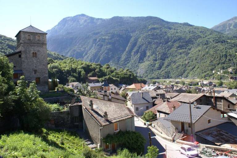 Saint-Michel-de-Maurienne Town Hall image2