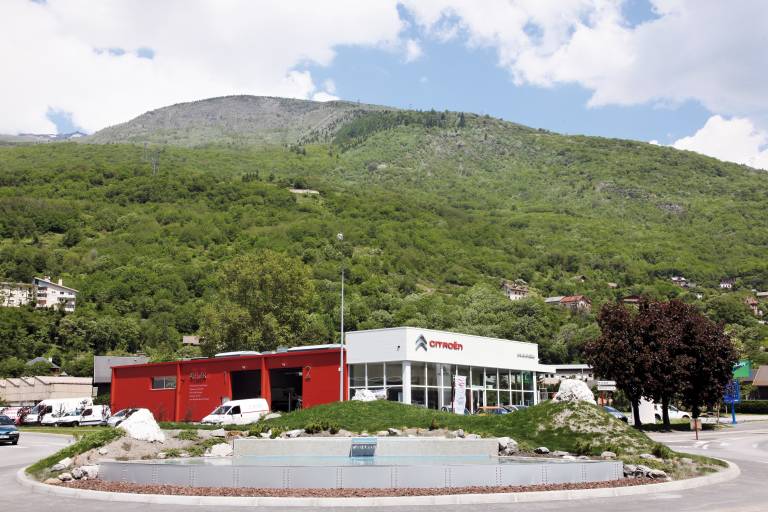 SMG Automobiles image1