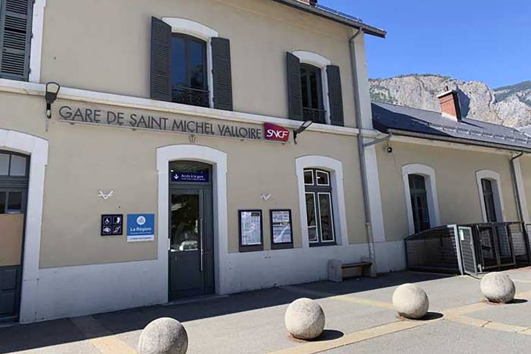 Gare SNCF image1