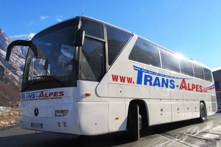 SkiBus Résidence du Hameau des Eaux d'Orelle - Télécabine image1