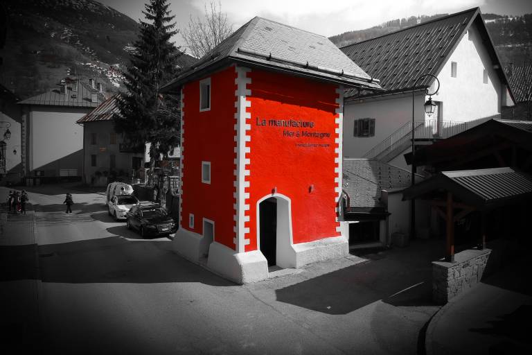 Real Estate agency "Mer & Montagne" image1