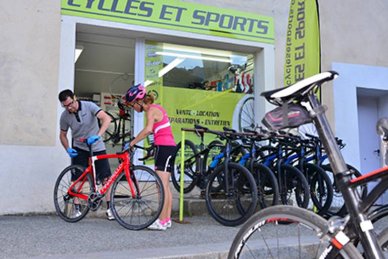 Huez Bike Hire image2