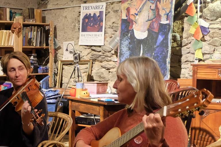 Sophie MARTIN-HAUTINGUIRAUT Atelier d’artiste La grange du Vénéon image2