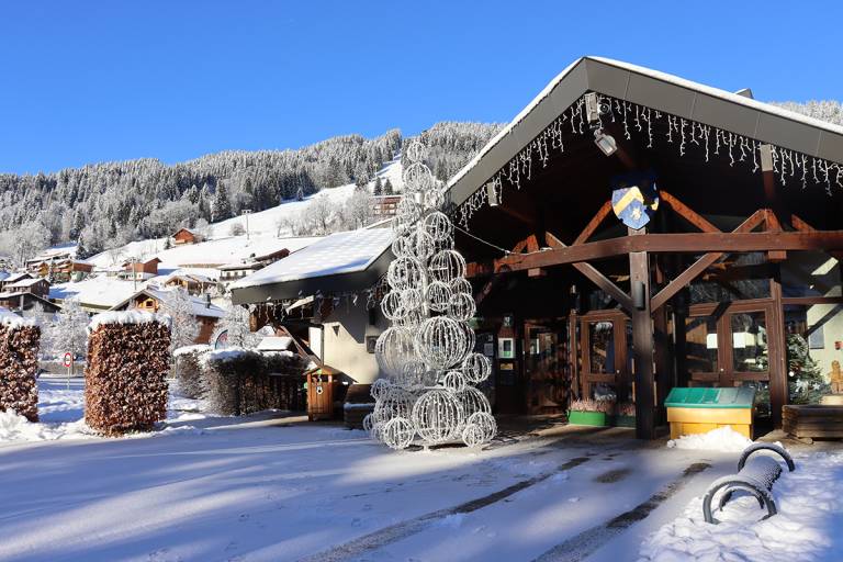 SALLE Polyvalente "LA COLOMBIERE" image1