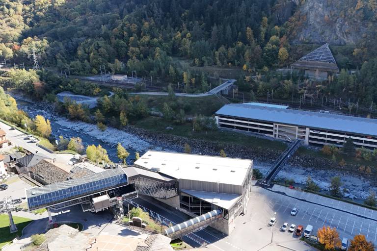 Parking de la télécabine image1