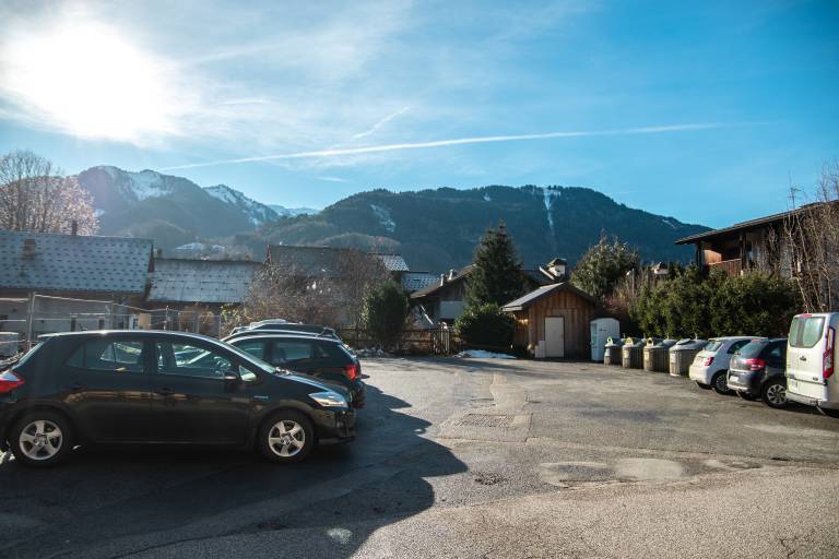 Parking  Amoudruz image1