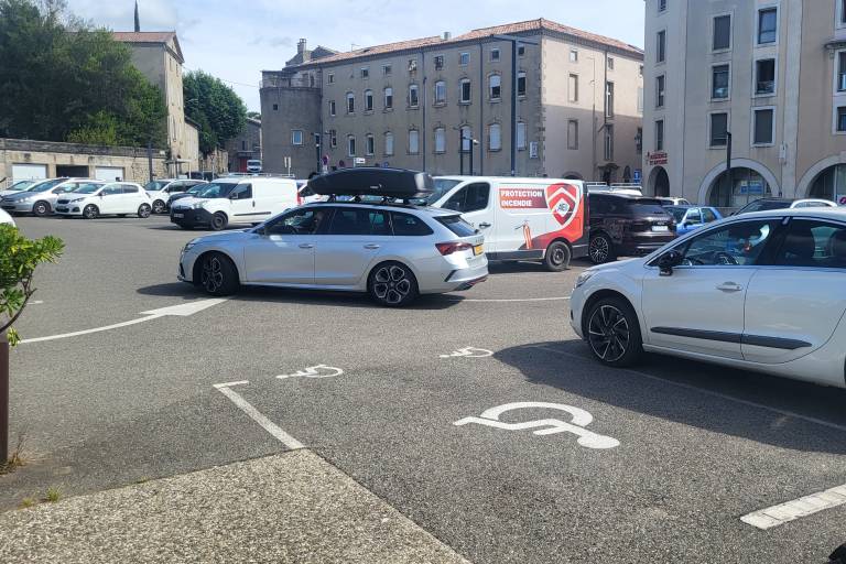 Parking Olivier de Serres - centre-ville image1