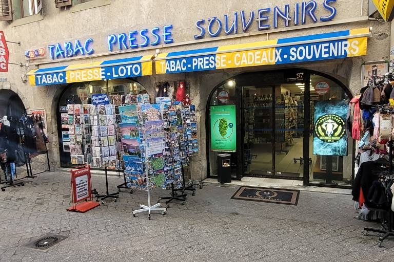 Le Tabac Jaune image1
