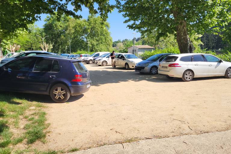 Parking Deydier image1
