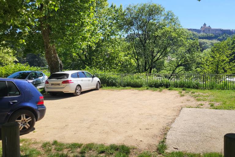 Parking Deydier image2