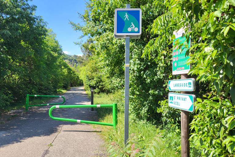 disabled parking Via Ardèche image2