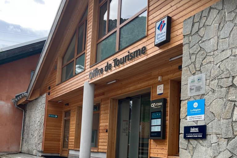 Borne de rechargement pour vélos électriques image1