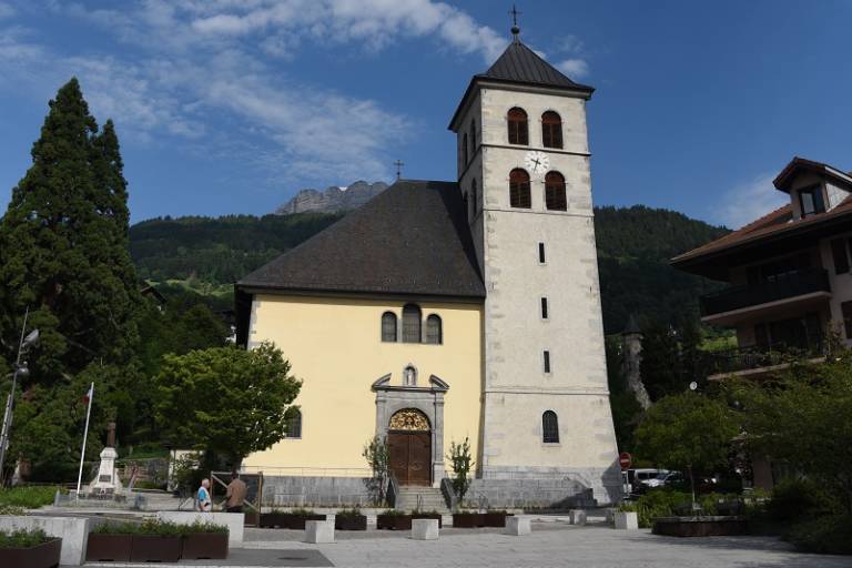 La Collégiale Saint Jacques image1