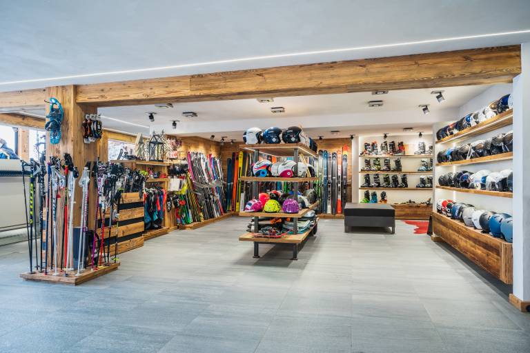 Berthet Sports shop image2