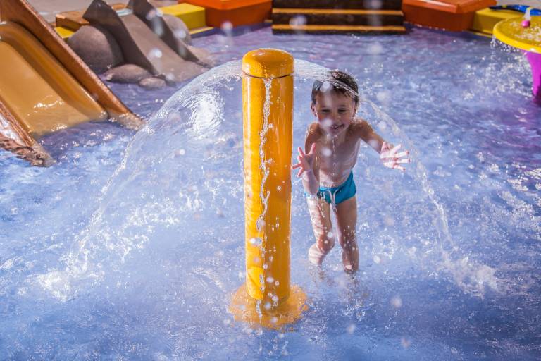 Indoor paddling pool image1