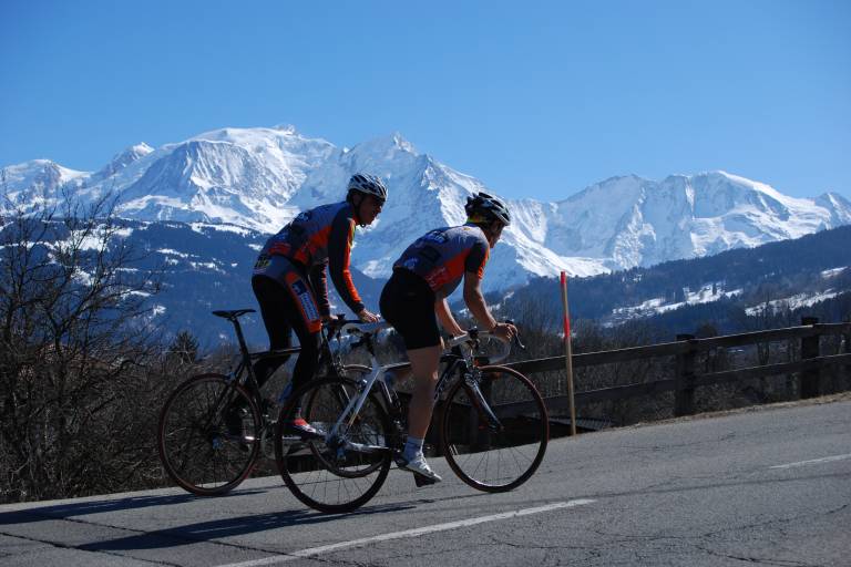 Boucle noire cyclo touristique au Pays du Mont Blanc image1